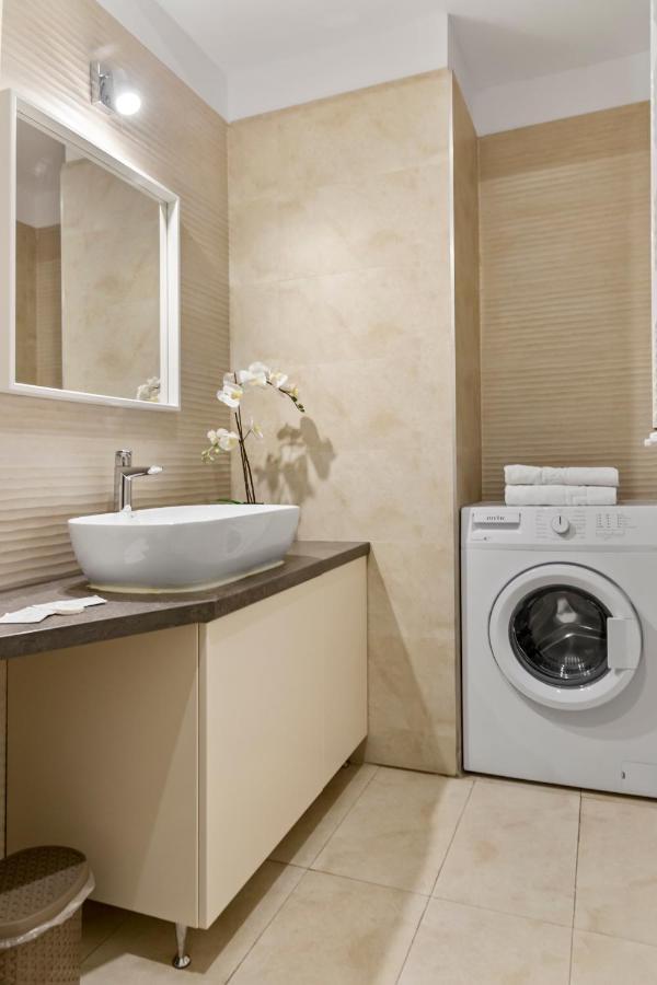 Appartement Aquarius: Upscale Flat In The Heart Of Bucharest! Extérieur photo